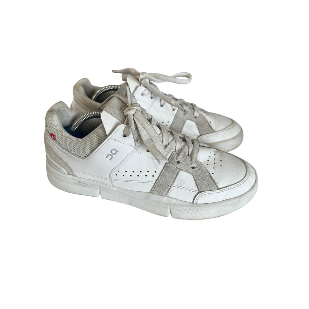 On Running The Roger Clubhouse White Tennis Lifestyle Sneakers Women’s 8